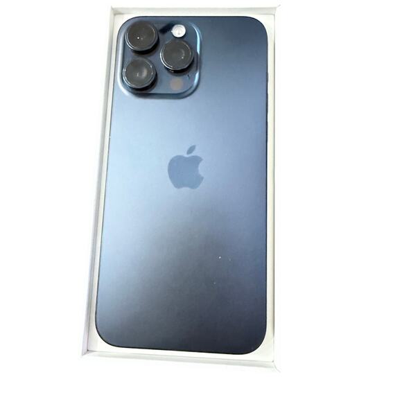 📱 Apple iPhone 15 Pro Max – 1TB – Blue Titanium – Unlocked – Like New - Picture 5 of 8
